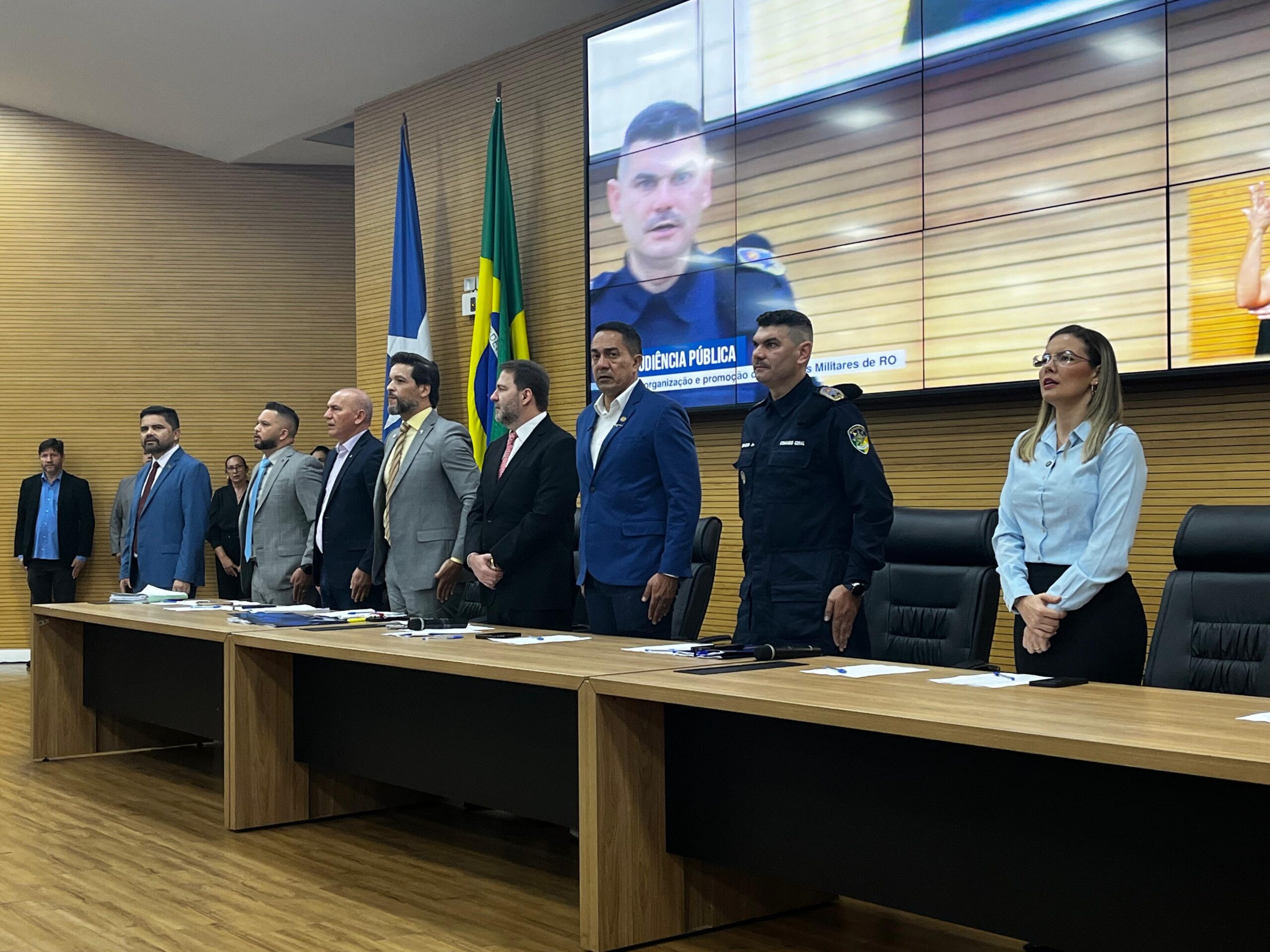 VÍDEO: Cel. Régis Braguin é vaiado em Audiência Pública na Assembleia Legislativa.