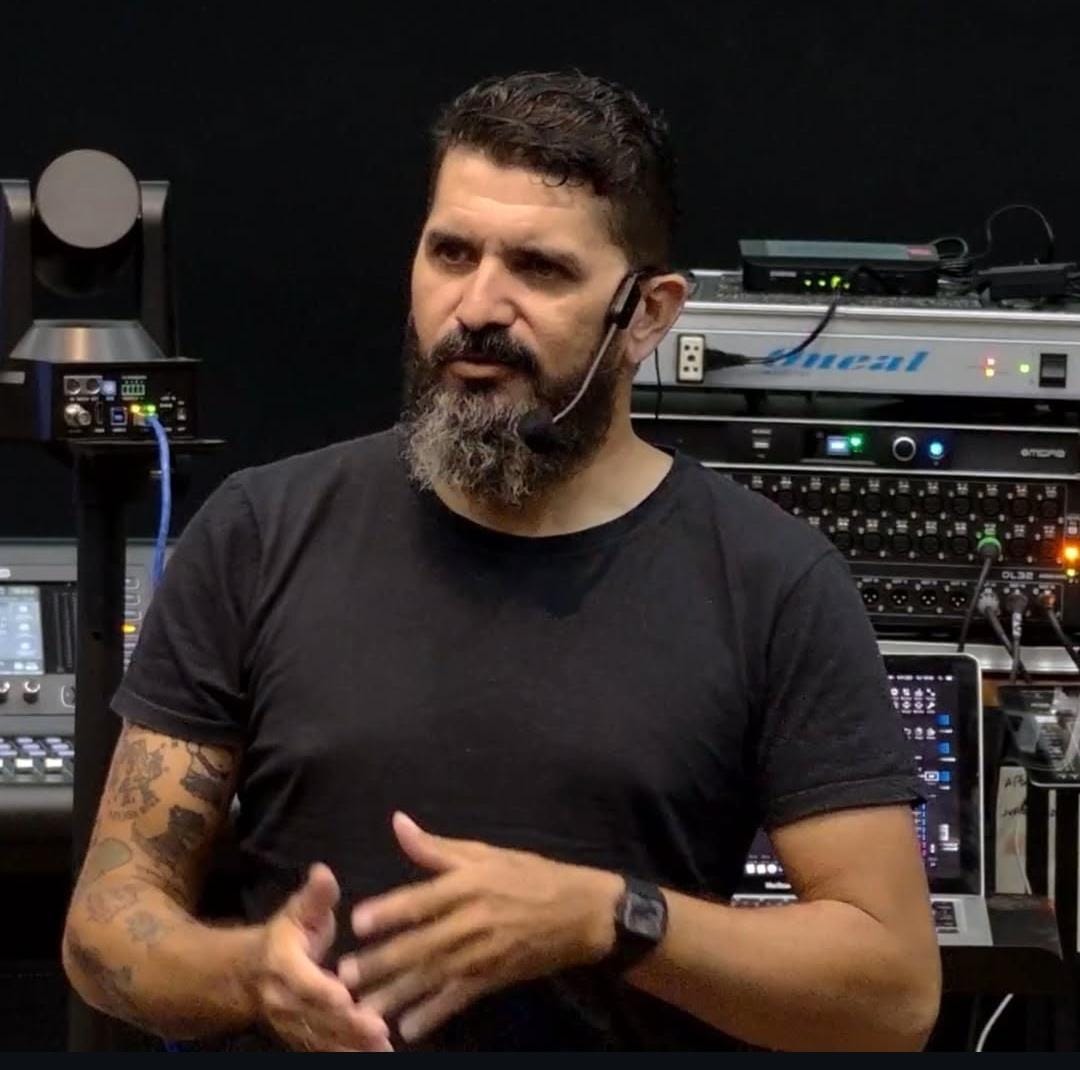 Luto na Noite Rondoniense: Frank Porto, Ícone do Som, Falece Após Batalha Contra Doença Autoimune