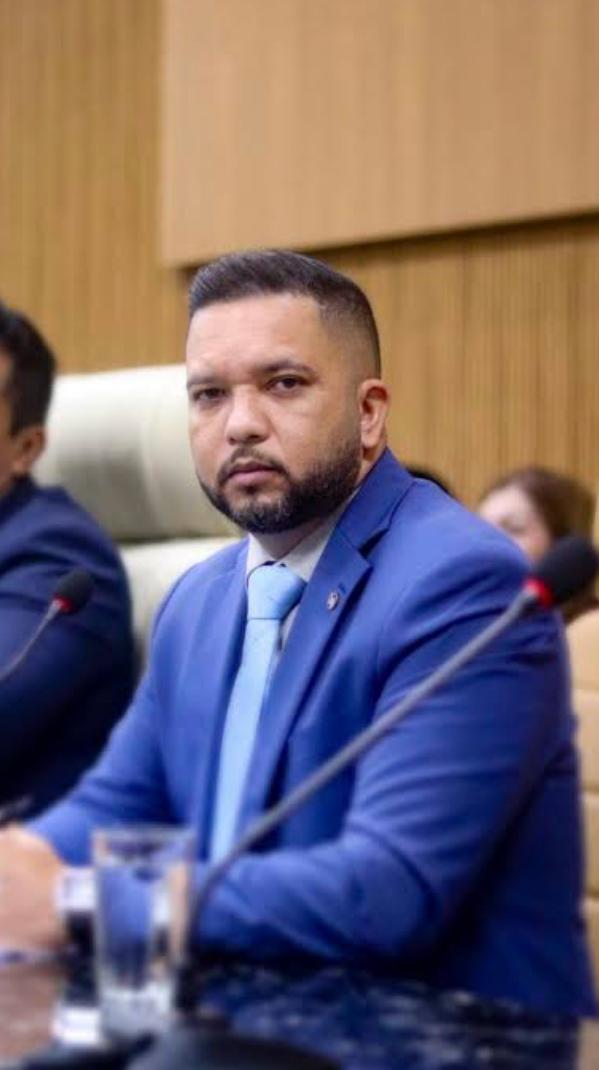 AGORA: Vereadores de Porto Velho Trocam Socos em Plenário Durante Sessão