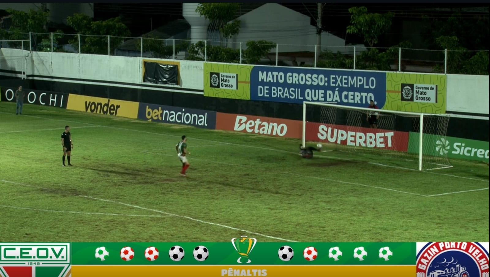 Digão pega 3 pênaltis e ajuda Gazin Porto Velho a fazer história na Copa do Brasil